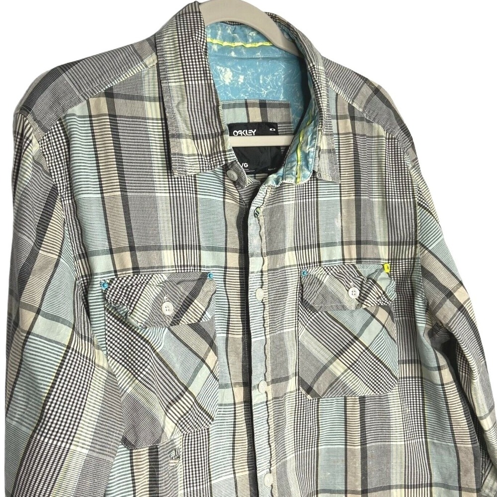 Oakley‎ Mens Regular Fit Plaid Flannel Long Sleeve Button Up Shirt Size Large